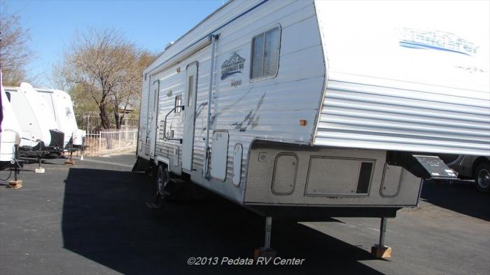 2005 Wanderer Wagon Toy Hauler Pictures : Listing ID #12633 : RV 2005 Thor Wanderer Toy Hauler Specs