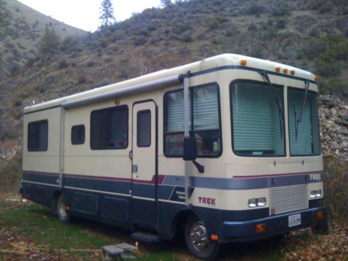 safari trek motorhome for sale canada